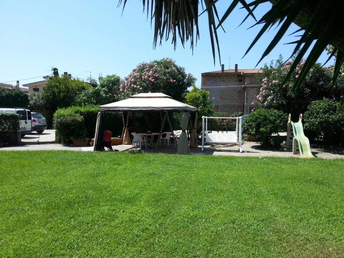 Апартаменты Garden Basement - Seminterrato Max 4 Ospiti - Fiumicino Vicino Aeroporto E Fiera Экстерьер фото